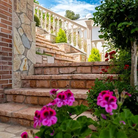 Basho Apartment Sarande